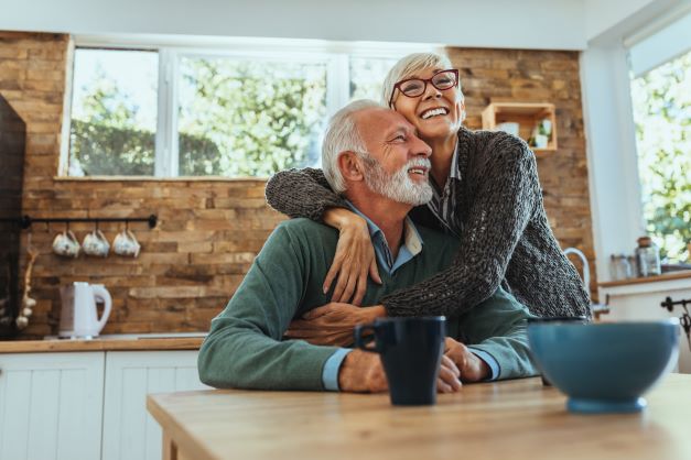 SOCIAL ISOLATION AMONG OLDER ADULTS LINKED TO HAVING FEWER TEETH